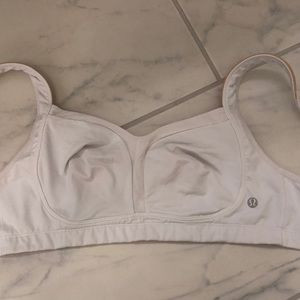 Lululemon Sports Bar - high impact
